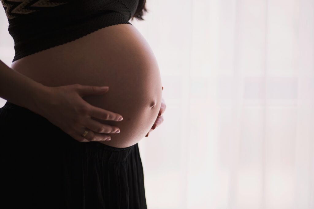 ventre de femme enceinte gestation