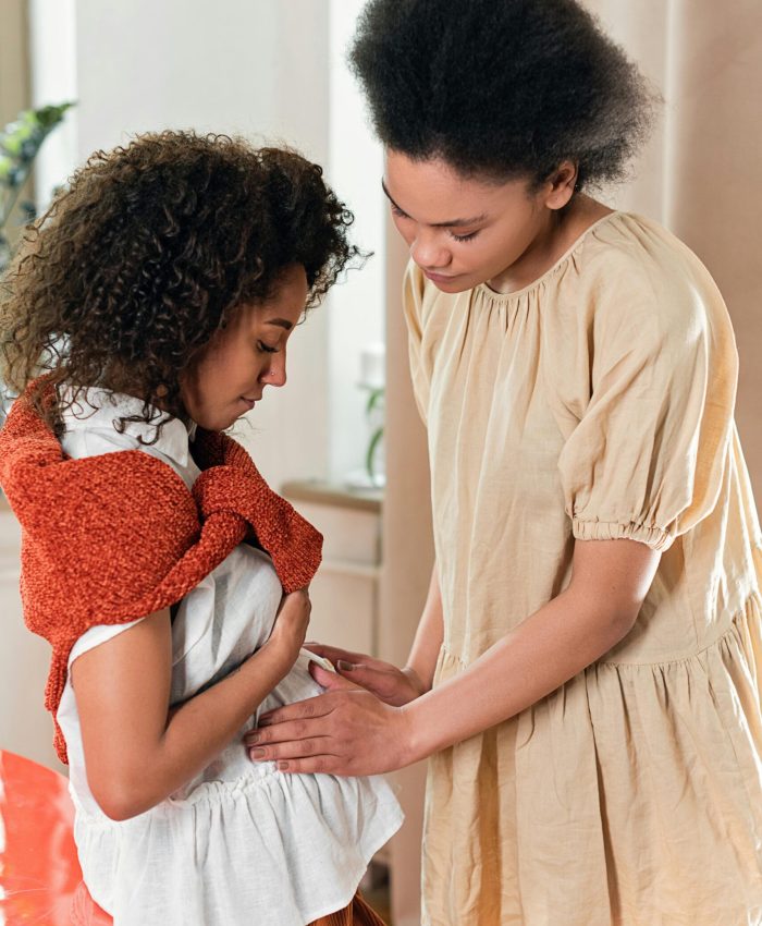 Doulas : un soutien essentiel pour les mères avant, pendant et après l’accouchement